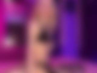 Live cam show with Adriana - Tittyfuck on Camsoda