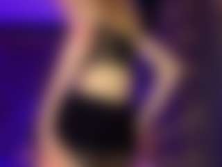 Live cam show with Adriana - Lush Brown Hair on infinitiblacc.com