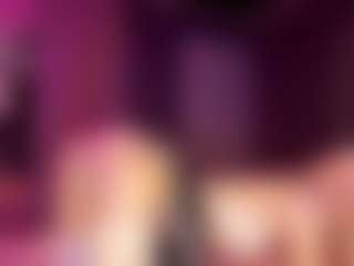 Live cam show with Adriana - Smoking on Camming Site