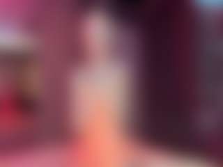Live cam show with Adriana - Athletic Young Adult on Camsoda