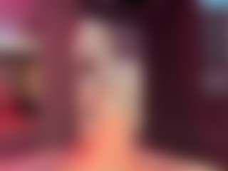 Live cam show with Adriana - Public Brown Hair on Camsoda