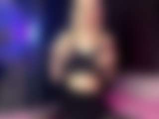 Live cam show with Adriana - Nipple Piercings on Latina Girls