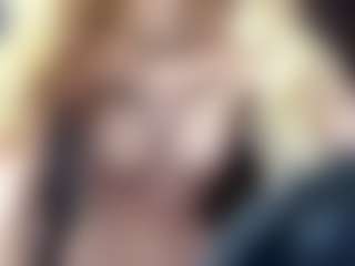 Live cam show with Adriana - Solo on Gym Cam Girls