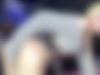 Live cam show with Adriana - Striptease on milfzrlive.com