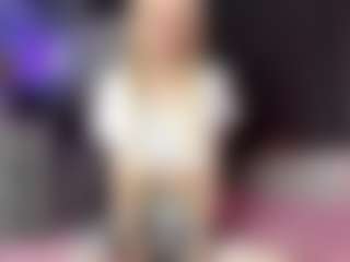 Live cam show with Adriana - Tittyfuck on sexylive.show
