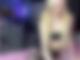 Live cam show with Adriana - Athletic College on Mixed Magazine Live