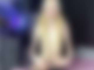 Live cam show with Adriana - College Brown Hair on Streamer API