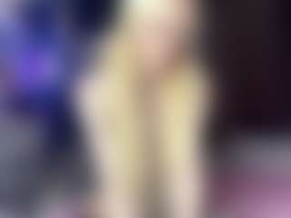 Live cam show with Adriana - Athletic Blowjob on Hubzter Live