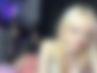 Live cam show with Adriana - Smoking on CamwithHer