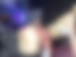 Live cam show with Adriana - Nipple Piercings on Hubzter Live