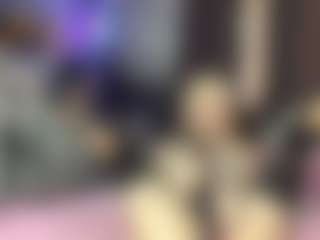 Live cam show with Adriana - Public Brown Hair on Camsoda