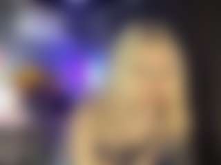 Live cam show with Adriana - Public on crypto-cams