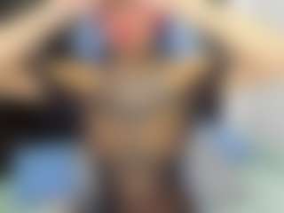 Live cam show with Roxy-Sweett - Tease on fuck-show.com