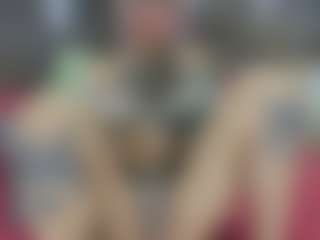 Live cam show with Roxy-Sweett - Petite on CamSodaAdn