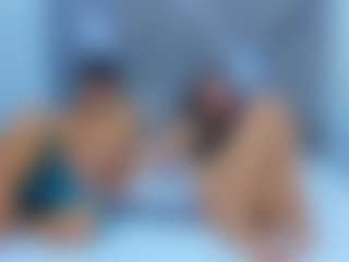 Live cam show with HAILY AND DAVID - Deepthroat on Camsoda