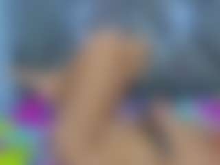 Live cam show with HAILY AND DAVID - Facial on Camsoda