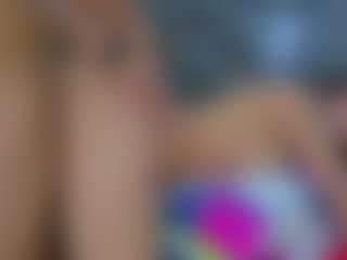 Live cam show with HAILY AND DAVID - Facial on Camsoda