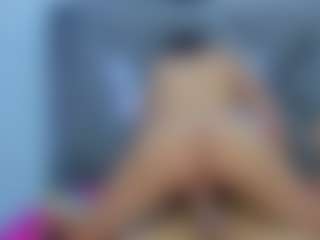 Live cam show with HAILY AND DAVID - Facial on Camsoda