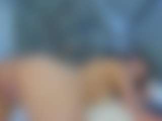 Live cam show with HAILY AND DAVID - Bedroom on Camsoda