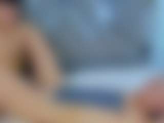 Live cam show with HAILY AND DAVID - Skinny on Camsoda