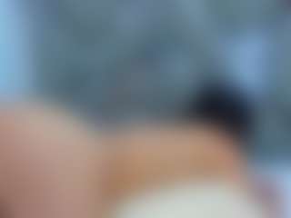 Live cam show with HAILY AND DAVID - Handjob on Camsoda
