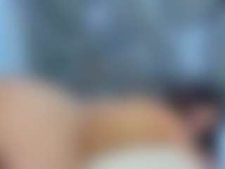 Live cam show with HAILY AND DAVID - Skinny on Camsoda