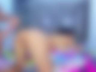 Live cam show with HAILY AND DAVID - Flashing on CamClone