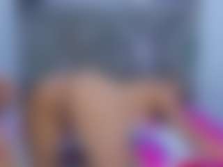 Live cam show with HAILY AND DAVID - Anal on AdultVida.com
