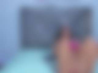 Live cam show with HAILY AND DAVID - Facial on liverealitysex.com