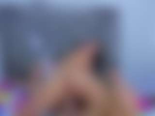 Live cam show with HAILY AND DAVID - Average on Fling VIP Chat
