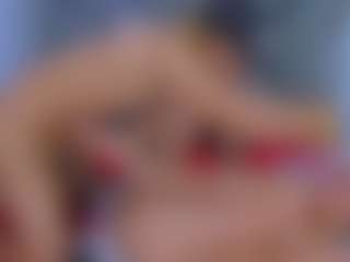 Live-Cam-Show mit HAILY AND DAVID - Dirty Talk auf Camsoda