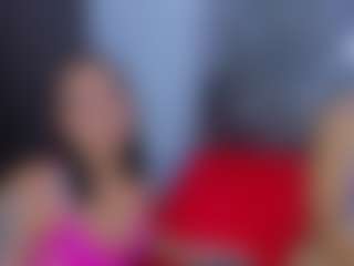 Live cam show with HAILY AND DAVID - Dildo on Camsoda