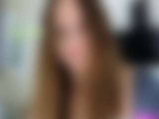 Live cam show with Alla016 - MILF Teen (18+) on Mixed Magazine Live