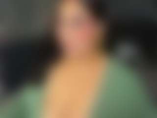 Live cam show with Innaxl - Cute on CamwithHer