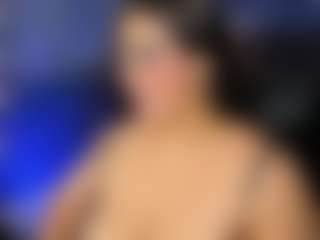 Live cam show with Innaxl - Thick on Gym Cam Girls