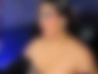 Live cam show with Innaxl - Body Massage on Camming Site