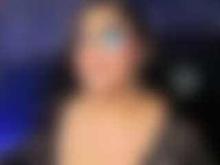 Live cam show with Innaxl - Thick on SpunkLive