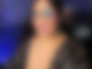 Live cam show with Innaxl - Body Massage on chickslive.net