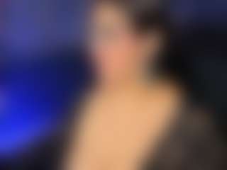 Live cam show with Innaxl - Body Massage on Latina Girls