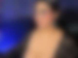 Live cam show with Innaxl - Fingering MILF on PervPlay.com
