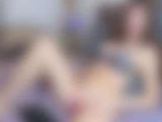 Jane-Glow MILF webcam performer live streaming
