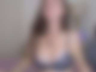 Live cam show with Jane-Glow - Blue Eyes on Camsoda