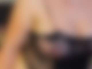 Nicole-DeLux's Live Sex Cam Show