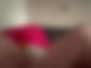 Live cam show with RennaSauberan - Camel Toe on Mixed Magazine Live