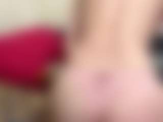Live cam show with RennaSauberan - Normal on Camsoda