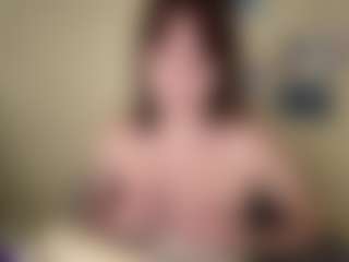 Live cam show with RennaSauberan - Oil on SinfulBabes