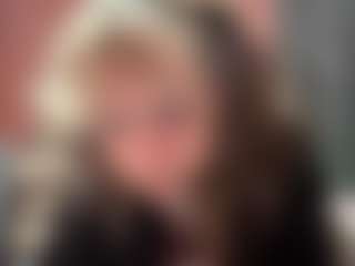 Live cam show with Jessica - Striptease on livesuperchat.net