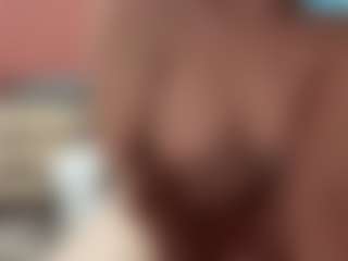 Live cam show with Jessica - Dildo Or Vibrator on Hubzter Live