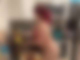 MizLuxxey's Live Sex Cam Show
