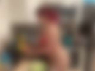 MizLuxxey's Live Sex Cam Show